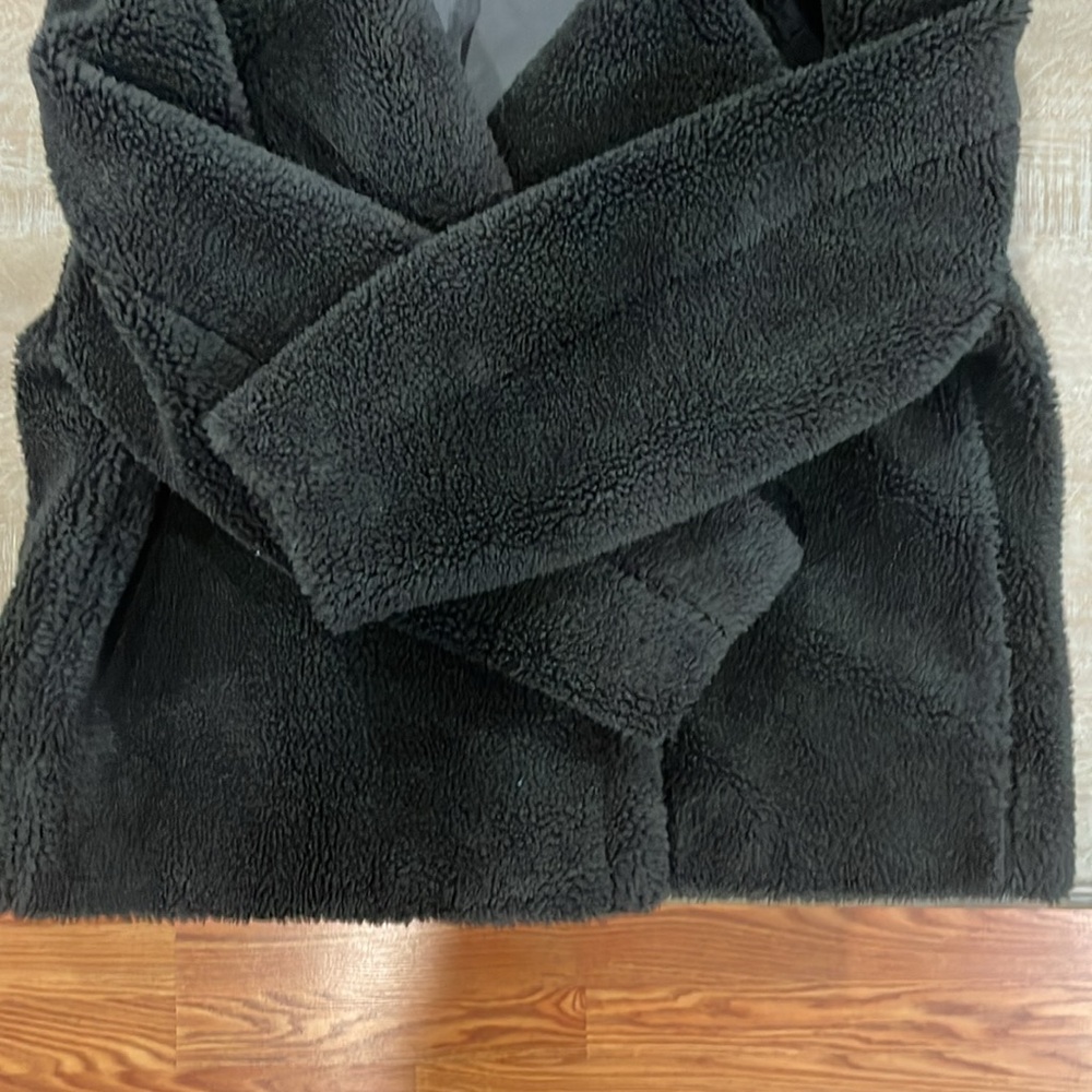 New Black Jacket - Picture 6 of 8